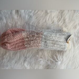 NWT Slipper socks One Size fuzzy pink and white